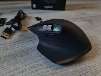 Logitech MX Master 3S Universal Graphite - 8