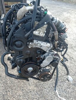 PEUGEOT EXPERT, CITROEN JUMPY, SCUDO 1,6HDI 16V MOTOR EURO4 - 8