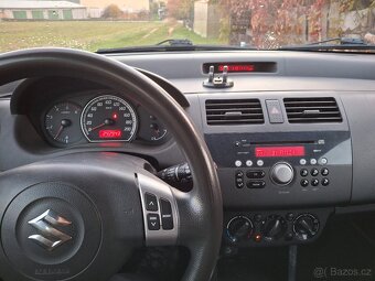Suzuki Swift - 8
