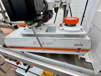 spodní frézka s čepovacím vozíkem SCM T130N - 8