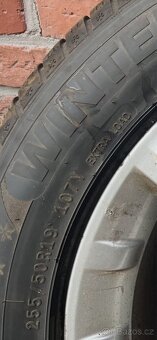 Sada Mercedes 255/50 r19 107V ET67 - 8