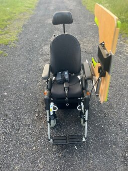 Elektrický invalidní vozík - 8