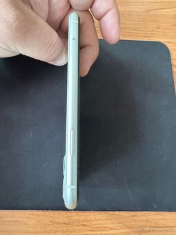 Iphone 11 - 8
