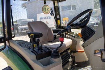 John Deere 3045R - 8