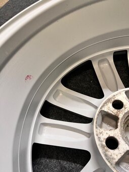 5x114,3 R17 originál alu Mitsubishi - ET 46 - 8