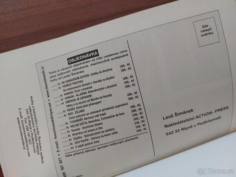 Kniha V ZAJETÍ POLÁRNÍ ZIMY Leoš Šimánek - 8