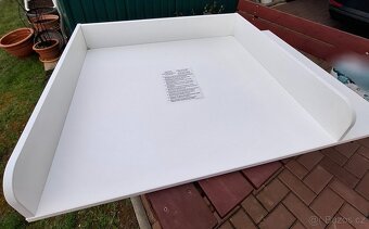 Přebalovací pult - 8