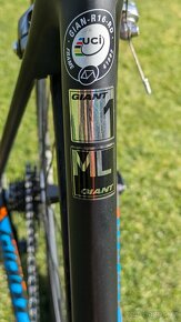 Giant TCR Advanced 1 karbon - 8