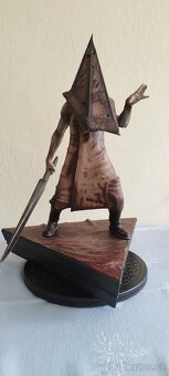Sošky/statue Silent Hill / Resident Evil - 8