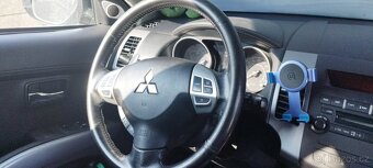 Mitsubishi Outlander 2011 - 8