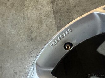 5x112 r16 ET33 - 8