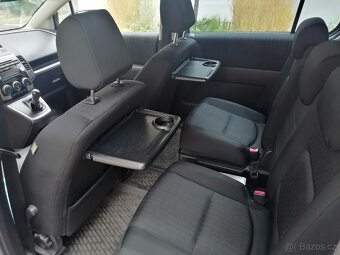Mazda 5 - 8