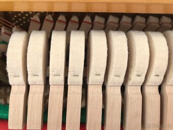 Klavír Petrof - 8
