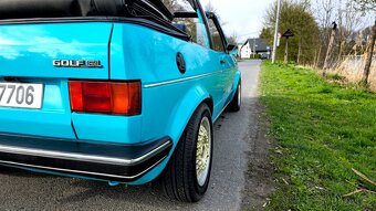 Volkswagen Golf MK1 Cabrio - 8