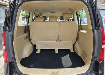 Hyundai H 1 2.5-8 míst-AUTOMAT-KAMERA - 8
