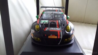 PORSCHE, MERCEDES Minichamps 1/18 - 8