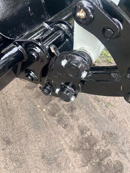 Takeuchi tb216 rok 2018 - 8