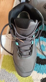 Outdoorová obuv Adidas, vel.37 1/3, nové - 8