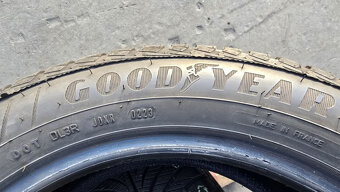 Celoroční pneu 215/55/17 Good Year - 8