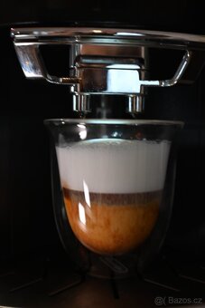 Špičkový kávovar Krups EA9000 - 8