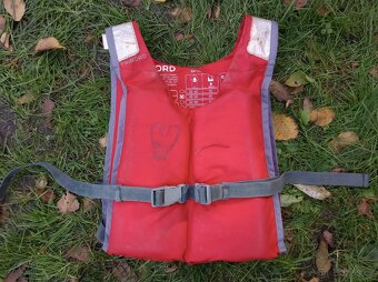 Vesty - různé velikosti (S-XL); Hiko,Hodonský,Vega,Tribord - 8