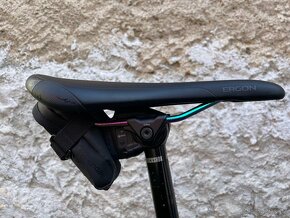 Yeti Arc TurQ Series vel.M - 8