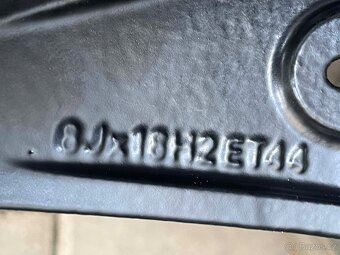 ANTARES Schwarz Orig.skoda Superb3 5x112 8jx18 ET 44 VW - 8
