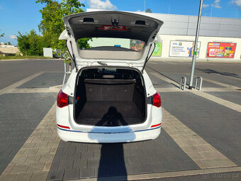 ASTRA SPORTS TOURER 1.6 Benzín - První majitel - 8