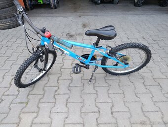 Dětská kola různých velikostí - 8