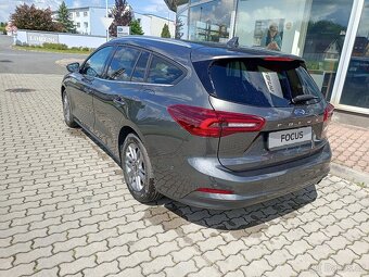 Nový Ford Focus Kombi Titanium - 8