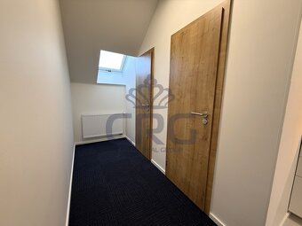 PRONÁJEM KANCELÁŘSKÉHO KOMPLEXU O CP CCA 181,57 M2, BRNO - 8