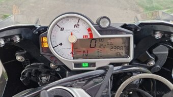 BMW S1000RR - 8