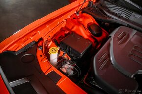 Dodge Challenger SXT 3.6L V6 24V VVT - 2018 - 8
