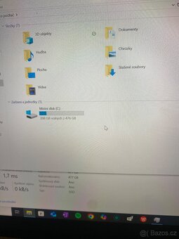 ModelSurface Laptop - 8