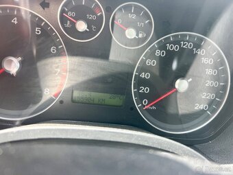 Ford Focus Trend 1.4i - 8