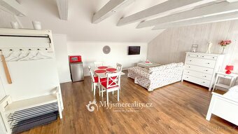 Prodej ubytování, 450 m2 - Suchohrdly, ul. Znojemská - 8