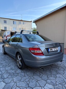 Mercedes c 4x4 - 8
