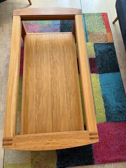 Konferenční stolek - 8