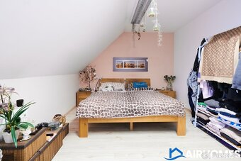 Prodej prostorného rodinného domu 147m2 - 8