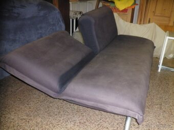 Polohovatelná sedačka s možností lůžka - 8