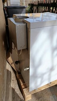 Prodám stacionární plynový kotel Protherm 30 - 8