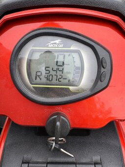 Arctic Cat 700, 2012, 4072 km - 8