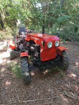 Traktor 4x4 - 8