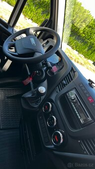 Iveco Daily 3,0 HPI Long Hi-Matic Chladak + Hydraulicke čelo - 8