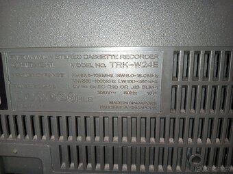 Hitachi TRK-W24E Double Cassette, červený jak nový - 8