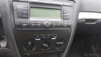 Škoda Octavia 1.6MPi 75kW málo km Nová STK - 8