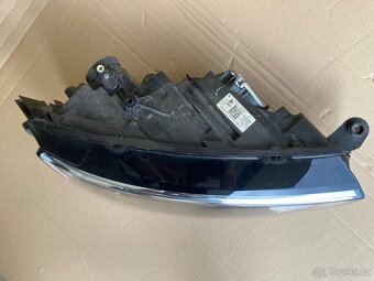 657941016A Pravý LED světlomet ŠKODA SCALA - 8