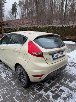 FORD FIESTA typ JA8 - 8