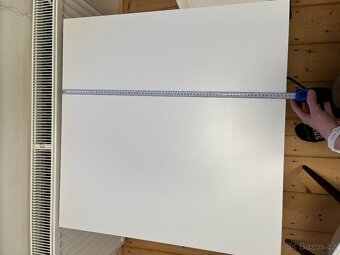 Jídelní stůl + 2 židle - 8