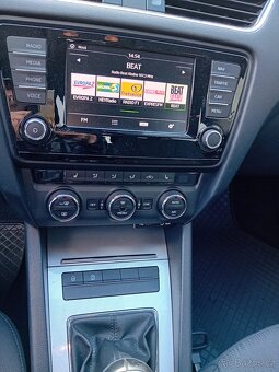 Škoda Octavia combi III 1.6Tdi - 8